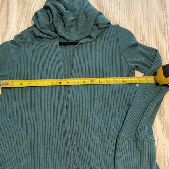 EUC Athleta Harmony Pose Wrap - XS - Picture 8 of 13